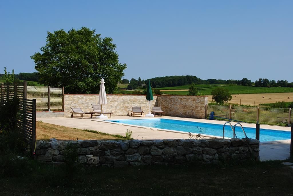 Hotel Les Foucauds Saint-Quentin-de-Caplong Esterno foto