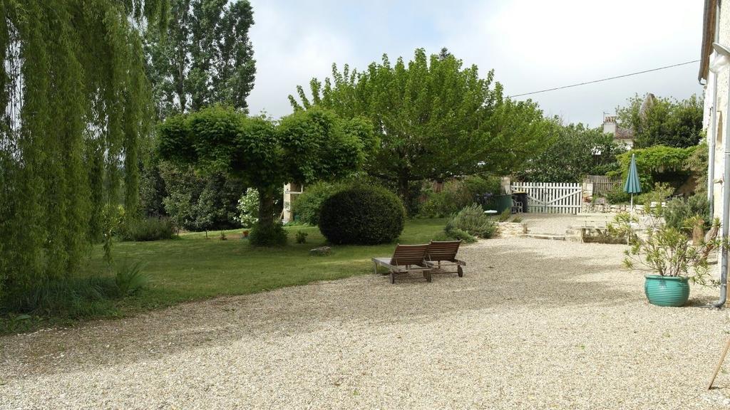 Hotel Les Foucauds Saint-Quentin-de-Caplong Esterno foto